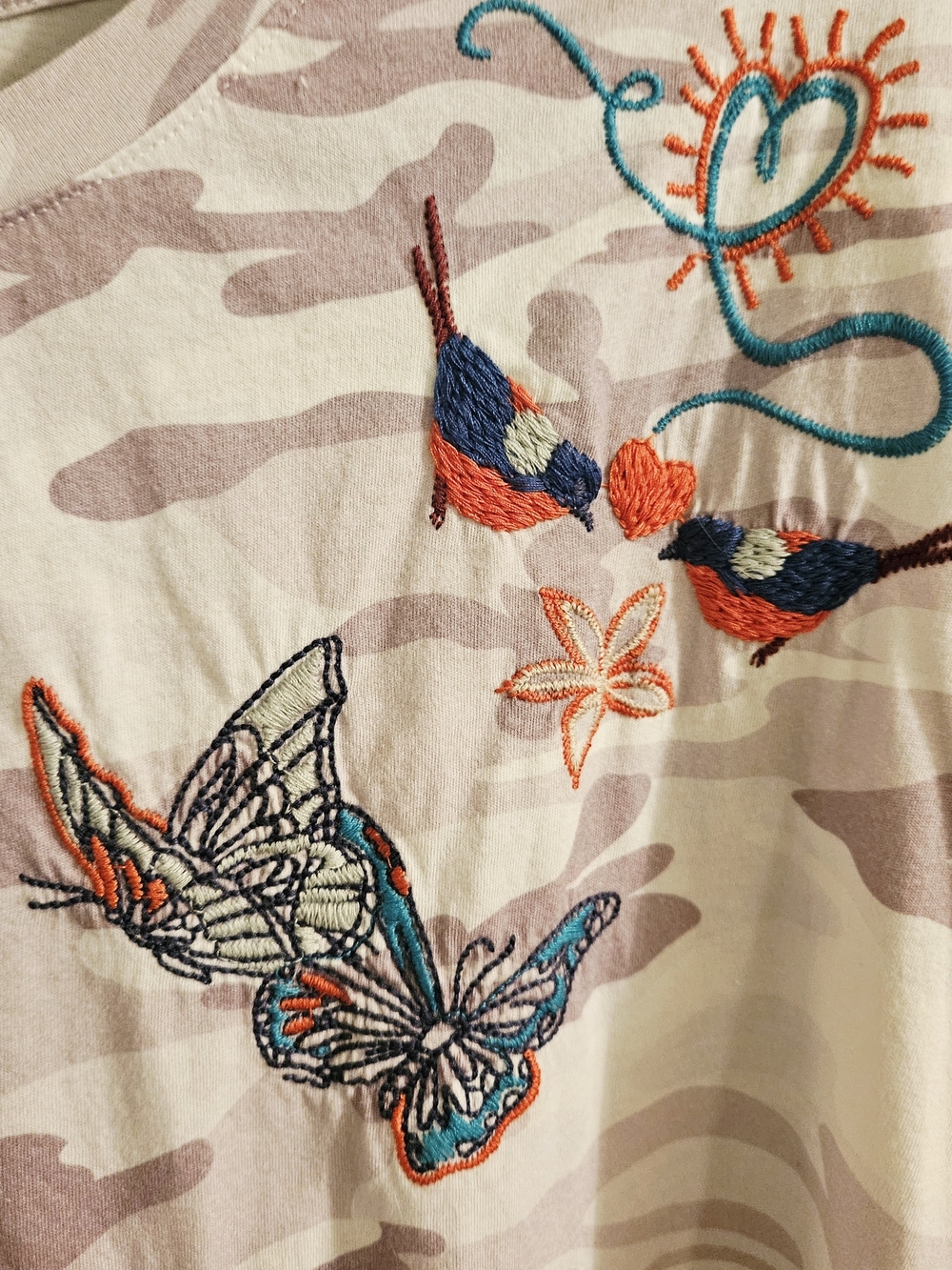 "JOHNNY WAS" Camo Embroidered Top With Matching Pants - Picture 6 of 16